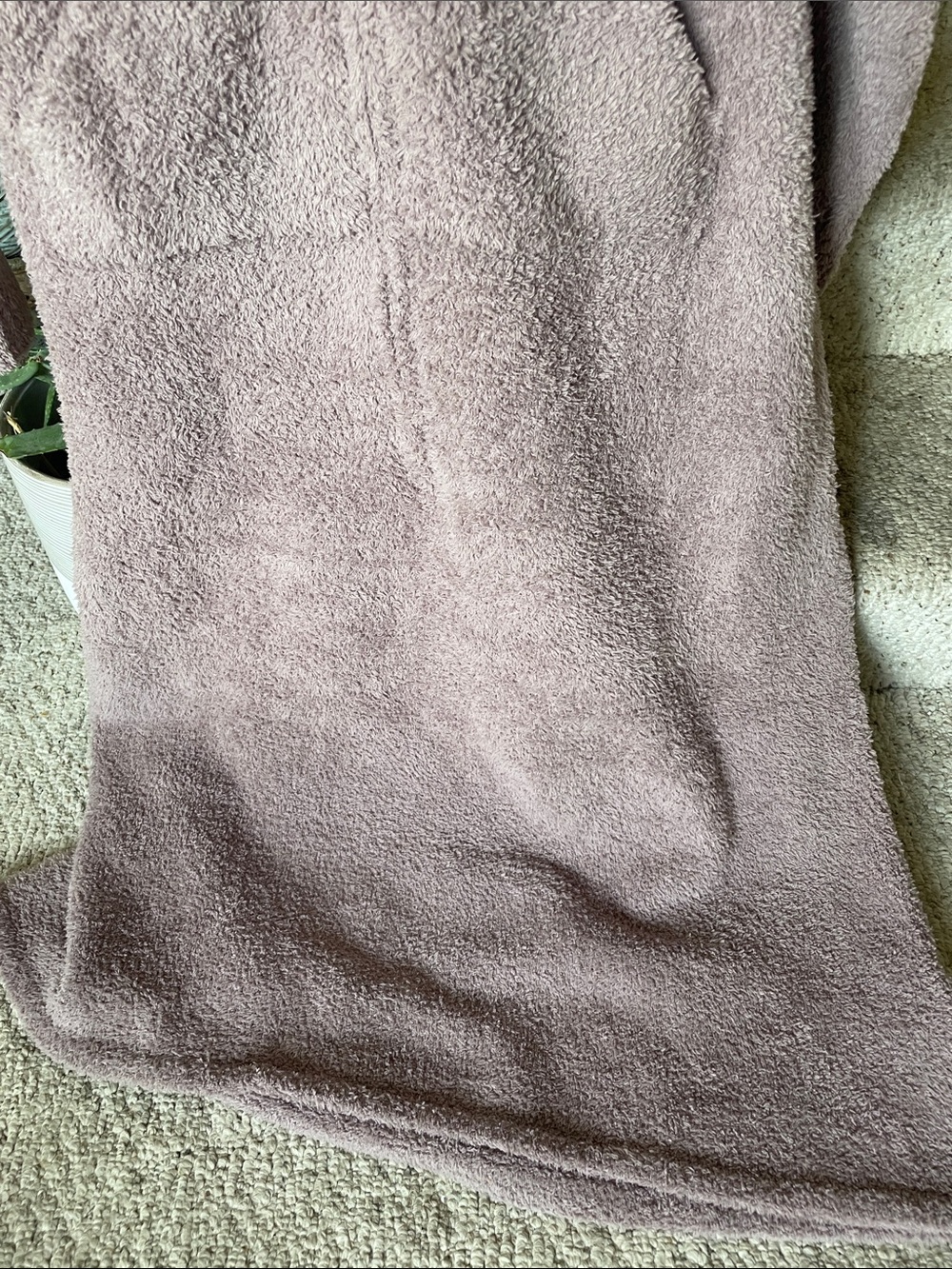 Barefoot Dreams Cozy Plush Hooded Lounge Robe NWT - Picture 3 of 7